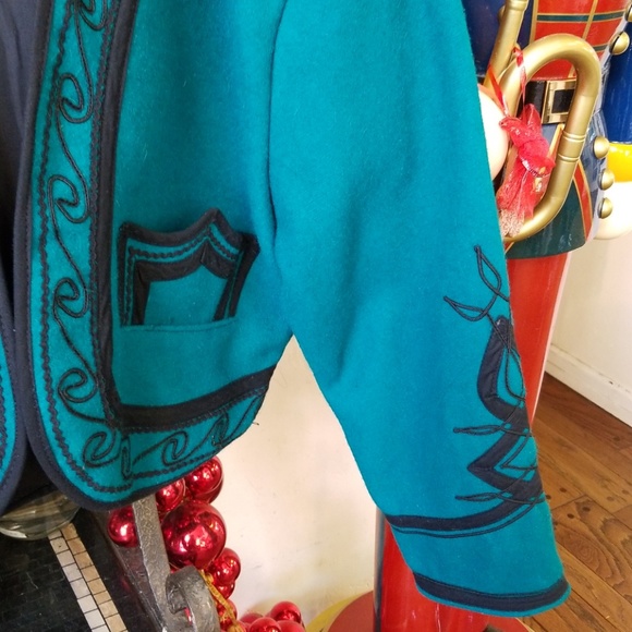 Jacket - Picture 2 of 8